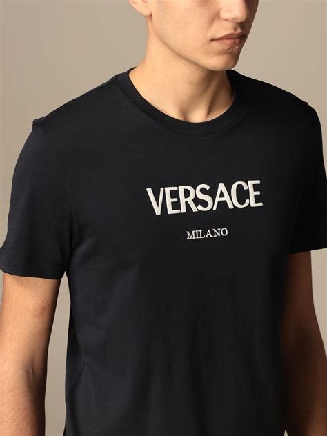 versace t shirt uomo|shirts that look like Versace.